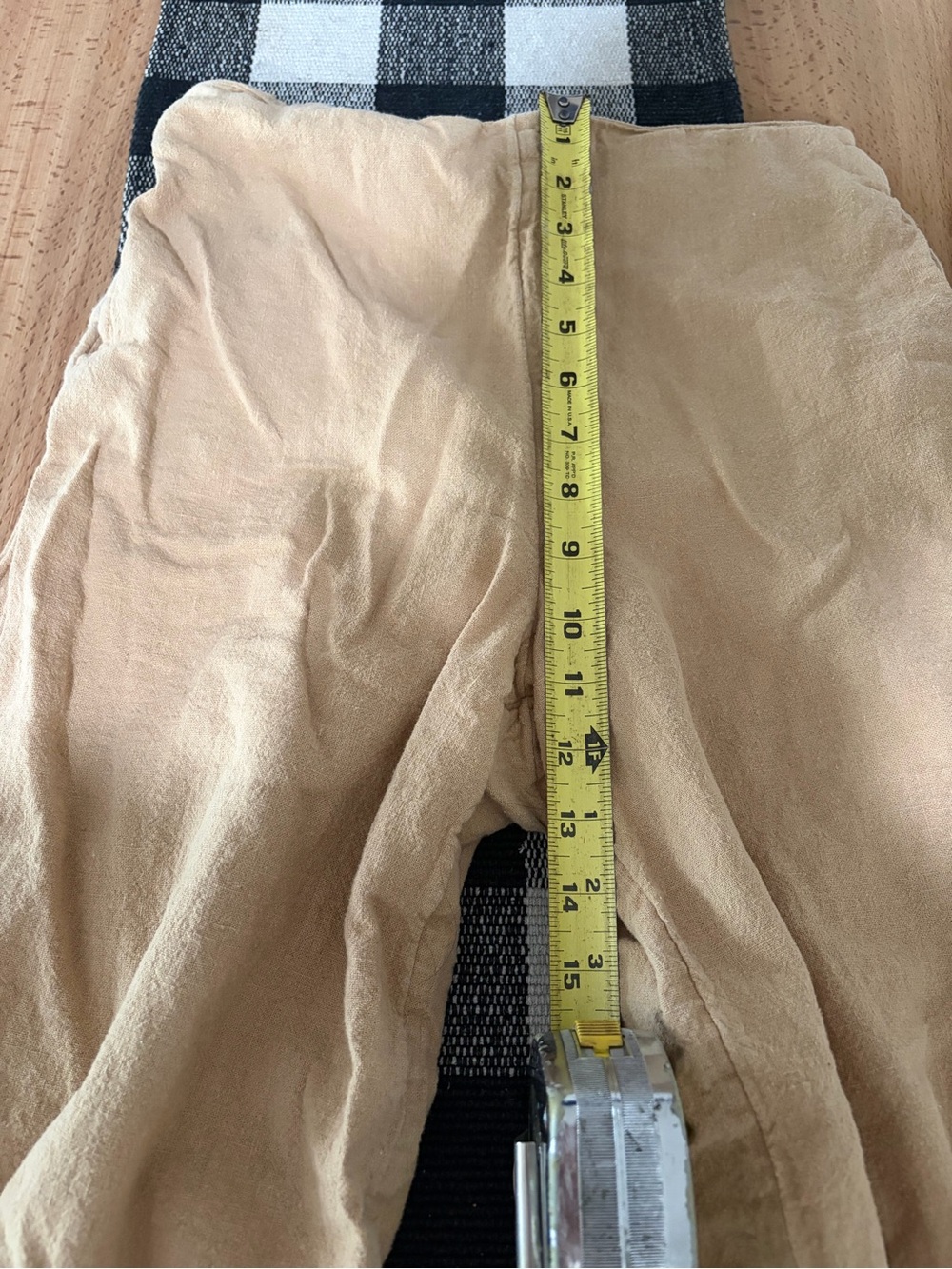 Women’s Wide-Leg linen Pants in Beige - Picture 4 of 11
